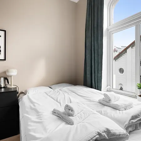 Bohemian - Self-service *