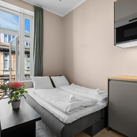 Bohemian - Self-service *