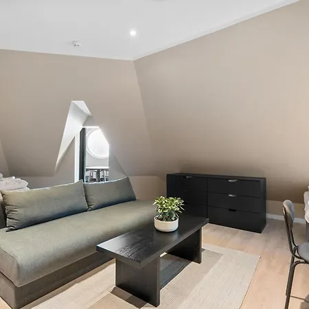 Bohemian - Self-service *