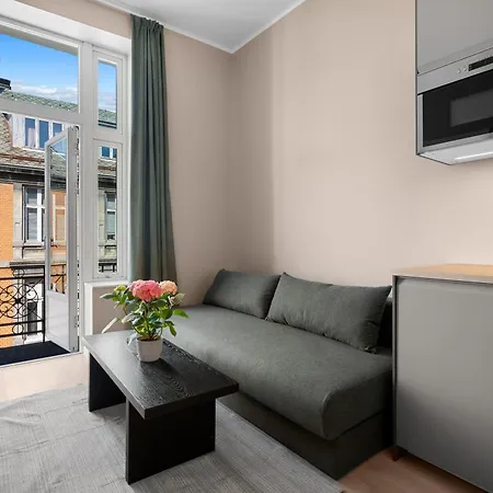 Bohemian - Self-service *