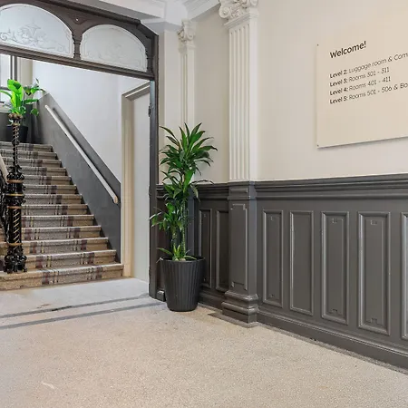 Bohemian - Self-service *