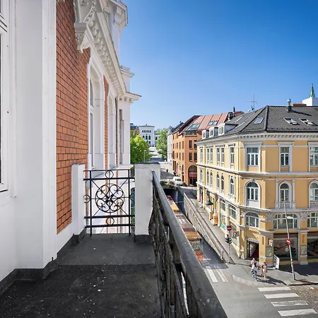 Bohemian - Self-service Hotell *